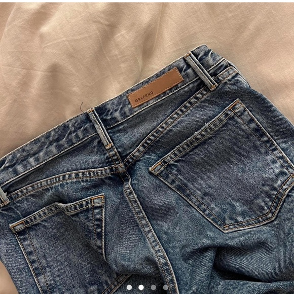 GRLFRND Helena Distressed Straight Leg Jeans - like new condition - Picture 3 of 4